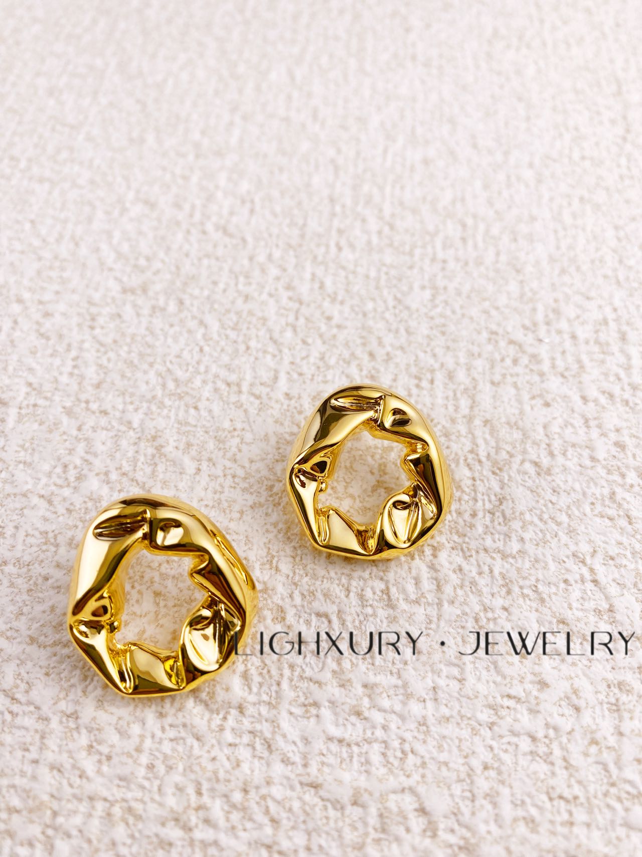 Real Gold plated high quality stud earring with 925 silver studs