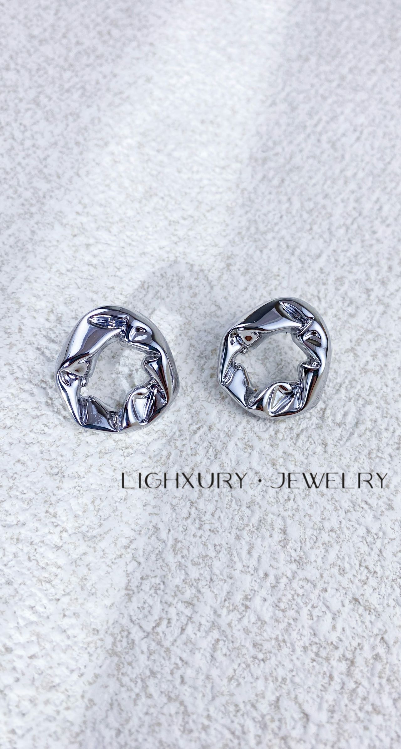 Real Gold plated high quality stud earring with 925 silver studs