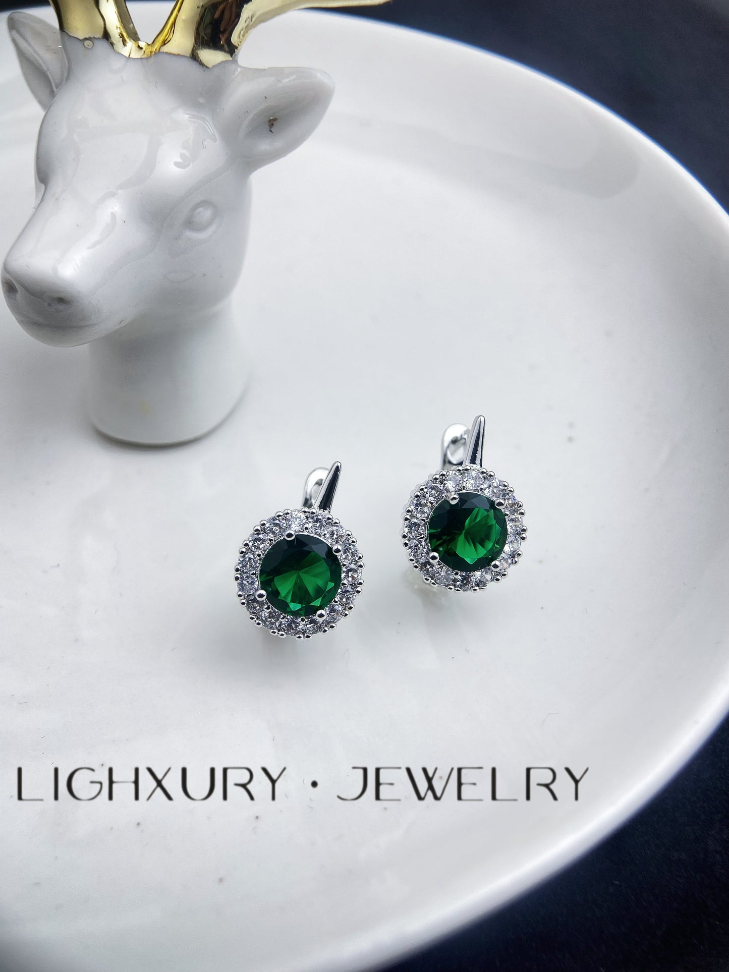 Lighxury Jewelry Hoop Earrings: A Captivating Fusion of Style and Brilliance