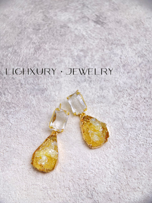 Golden Rectangular Zircon and Yellow Crystal Teardrop Earrings: A Radiant Fusion of Elegance