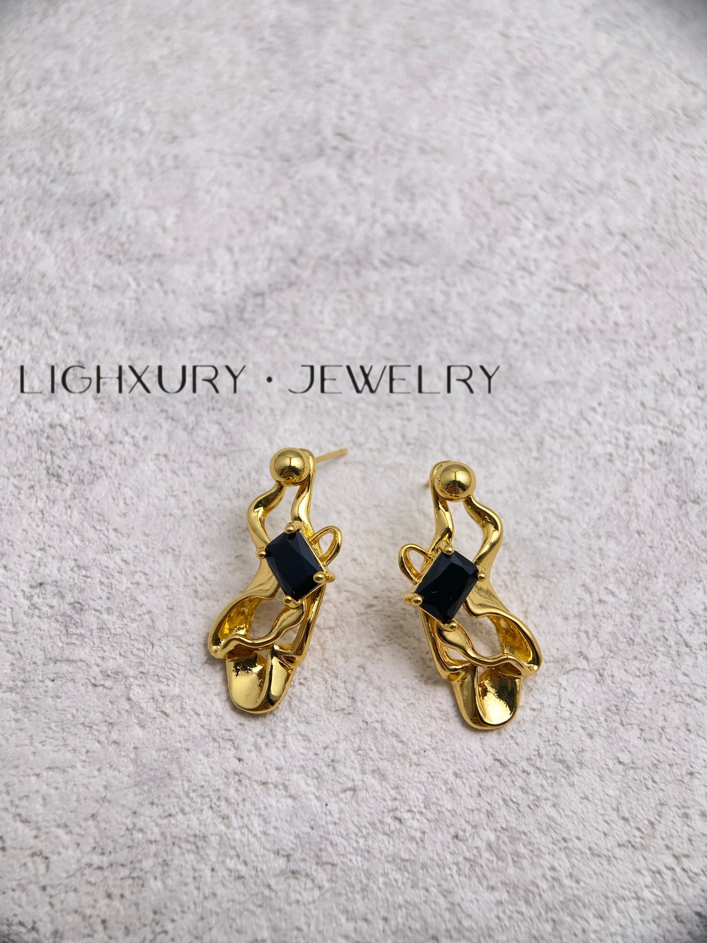 Exotic Golden and Black Crystal Earrings: A Bold Statement of Style