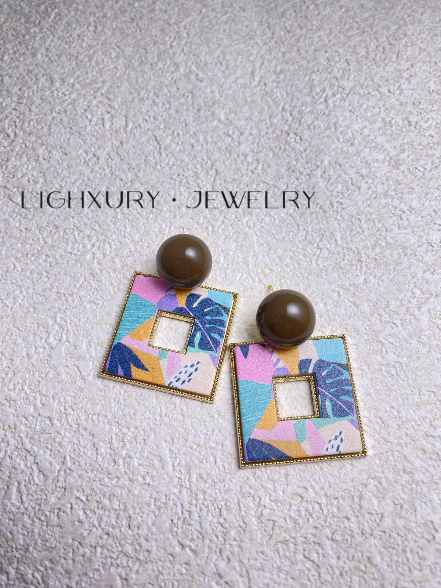 Art-Inspired Square Earrings: A Masterpiece of Aesthetic Design